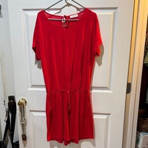 Zenana Outfitters Red shortfall jumpsuit. XL. EUC